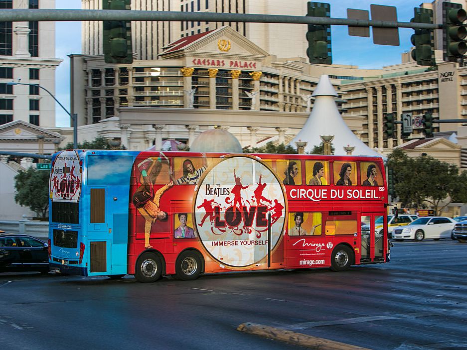Las Vegas Airport Shuttle from Terminal 1,3 TOURIST BUSES